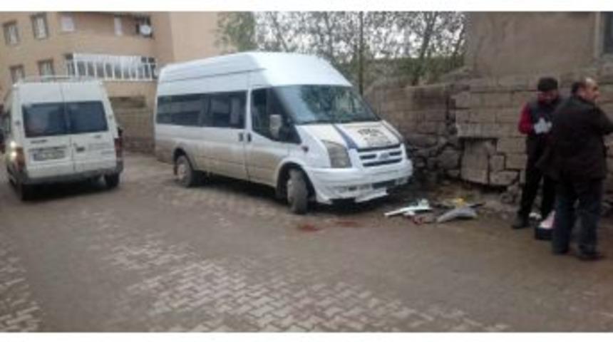 Anne Ve Kızı Kazada Hayatını Kaybetti