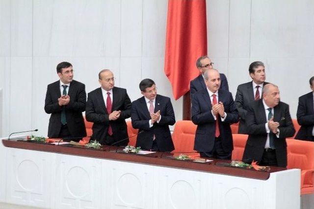 Başbakan Ahmet Davutoğlu Erken Yemin Etti