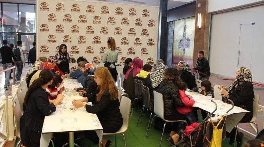 Forum Gaziantep&rsquo;te Kadınlar En G&uuml;zel Mumları Yapmak İ&ccedil;in Yarıştı