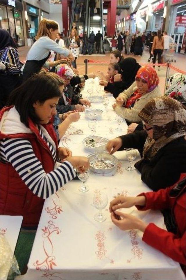 Forum Gaziantep’te Kadınlar En Güzel Mumları Yapmak İçin Yarıştı