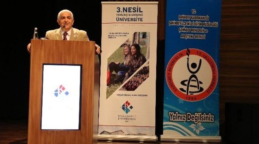 Hk&uuml;&rsquo;de Rehber &Ouml;ğretmenler Biraraya Geldi