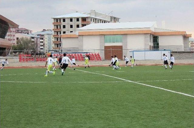 Ağrı’da Okul Sporları Heyecanı Başladı