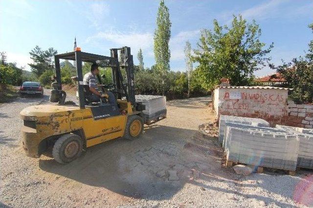 Yeniköy’e Yeni Yollar