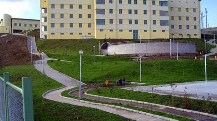 Rekt&ouml;r Eruslu: "tıp Fak&uuml;ltesi Projesi Rafa Kalkmadı, Uygun Zamanı Bekliyoruz"