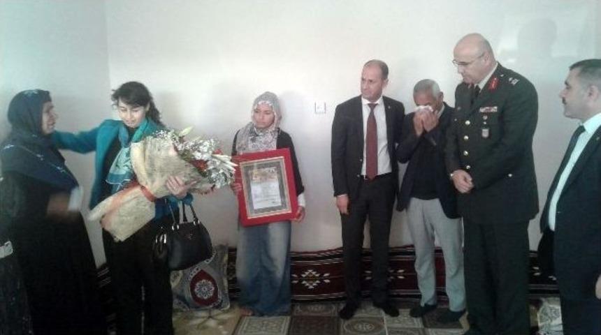 Şehit Beylem&rsquo;in Ailesine Şehadet Belgesi Verildi