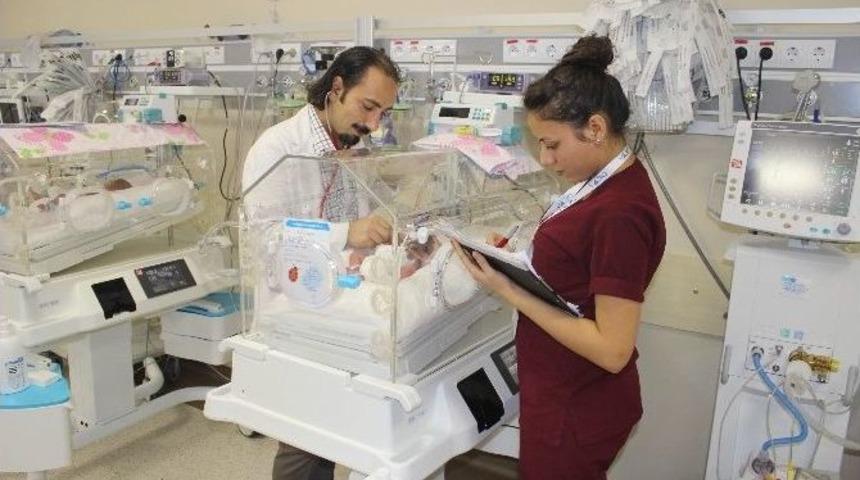 T&uuml;rkiye&rsquo;de Doğan Bebeklerin Y&uuml;zde 15&rsquo;i Premat&uuml;re Olarak D&uuml;nyaya Geliyor