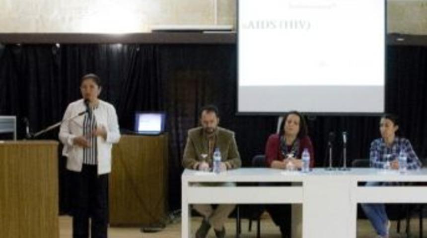 &Uuml;niversite &Ouml;ğrencilerine Organ Nakli Anlatıldı