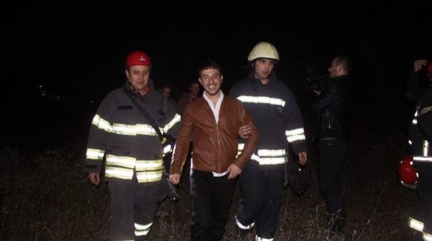 U&ccedil;urumun Kenarındaki Alkoll&uuml; Gen&ccedil;, Ekipleri Alarma Ge&ccedil;irdi