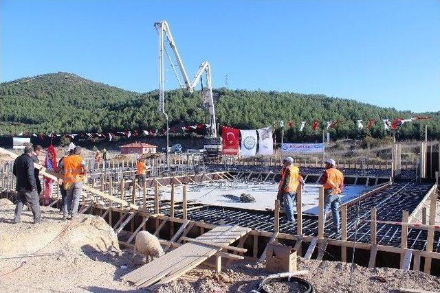 Büyükşehir Makina İkmal Hizmet Binası Temeli Atıldı