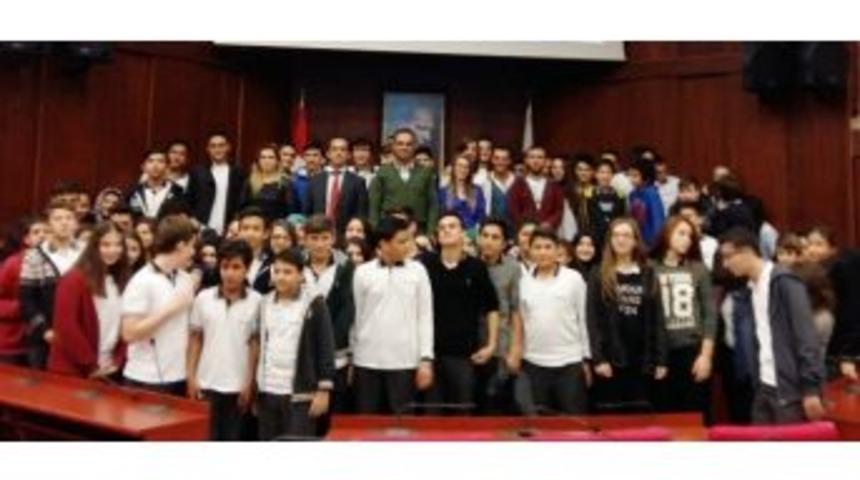 Gen&ccedil;-bank &Ouml;ğrencileri Bilgilendirildi