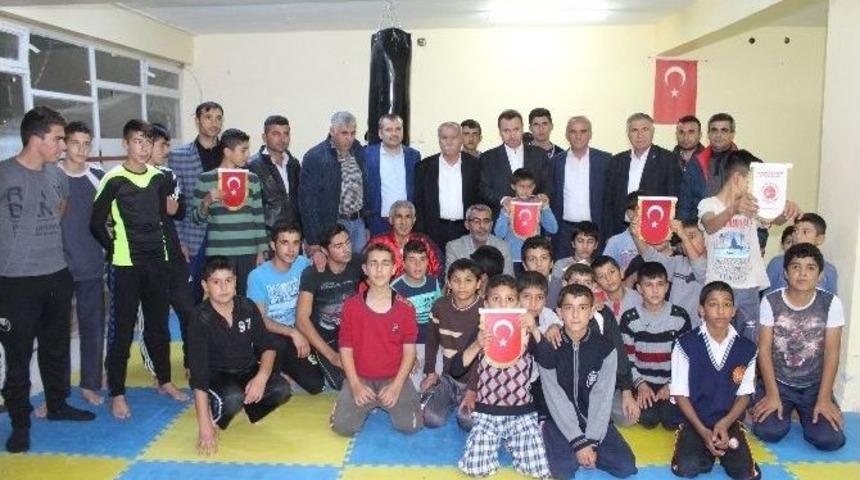 Samsat&rsquo;ta Kick Boks Ve Karate Kursu A&ccedil;ıldı