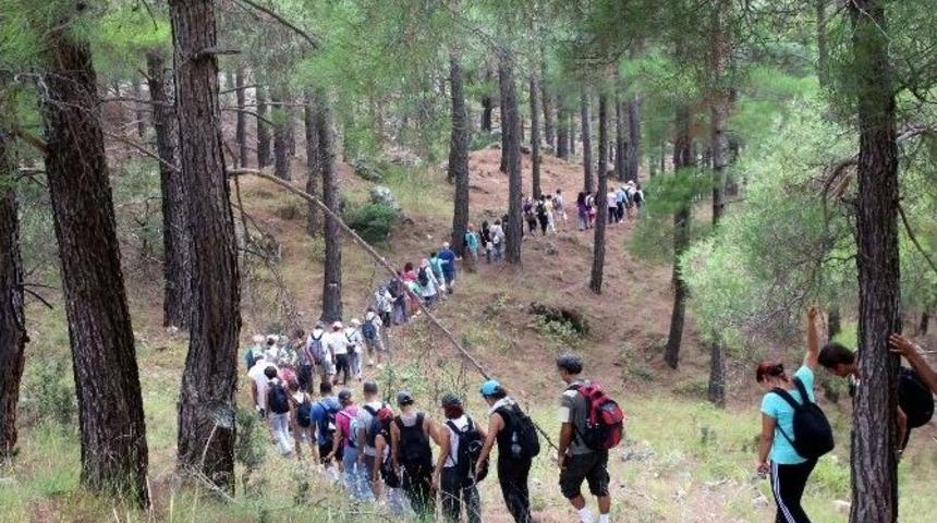 Karşıyaka&rsquo;da 7&rsquo;den 70&rsquo;e Herkes Doğa Y&uuml;r&uuml;y&uuml;ş&uuml;nde Buluşacak
