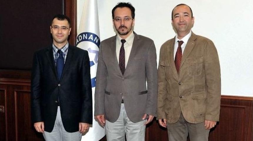 Ad&uuml; Rekt&ouml;r&uuml; Bircan, Kornea Naklini Ger&ccedil;ekleştiren Ekibi Kutladı