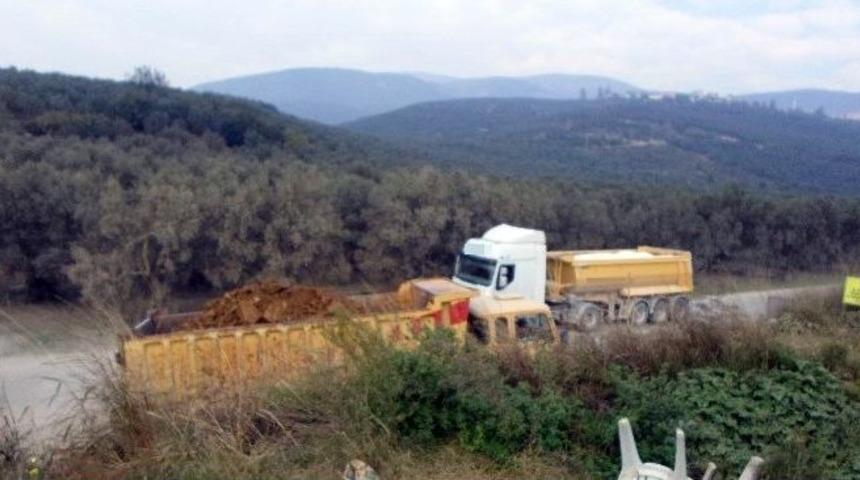 Bursa&rsquo;da Aşırı Y&uuml;k Taşıyan Kamyonlara Sıkı Takip