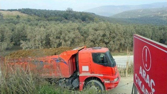 Bursa’da Aşırı Yük Taşıyan Kamyonlara Sıkı Takip