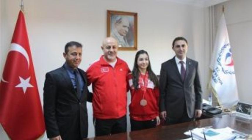 Kırklareli Karate&rsquo;de D&uuml;nya 3. Oldu