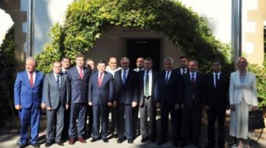 Akdeniz Belediyeler Birliği&rsquo;nin Kktc &Ccedil;ıkarması