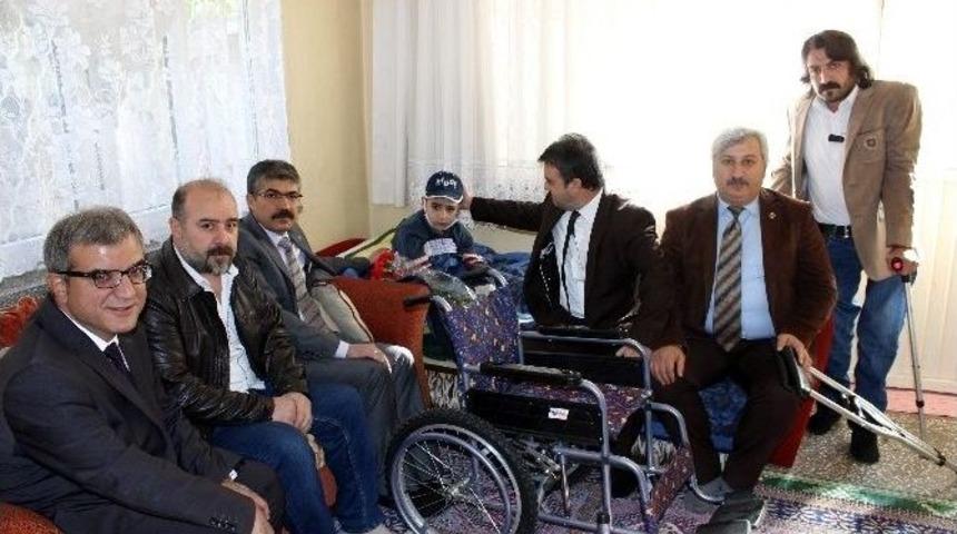 Ak Parti Ekm, Engellilerin Y&uuml;z&uuml;n&uuml; G&uuml;ld&uuml;rd&uuml;