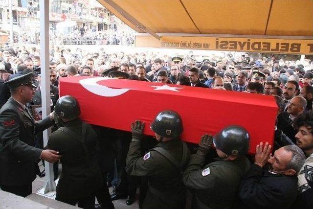 Birliğinde Hayatını Kaybeden Piyade Er Hasan Seyfi Memleketi Yozgat’ta Toprağa Verildi