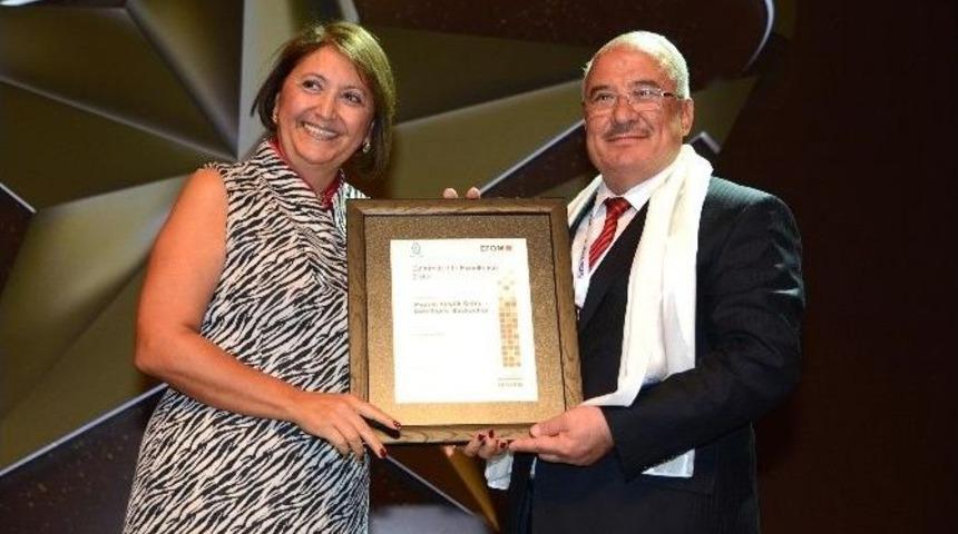 Başkan Kocamaz &lsquo;m&uuml;kemmellikte Kararlılık&rsquo; &Ouml;d&uuml;l&uuml;n&uuml; Aldı