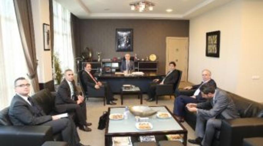 Satso Başkanı K&ouml;semusul, Kudret B&uuml;lb&uuml;l&rsquo;&uuml; Makamında Ağırladı