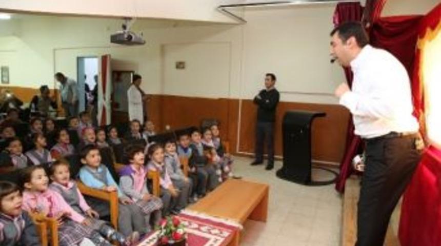 &Ccedil;ocuklara Tiyatrolu Hijyen Eğitimi Verildi