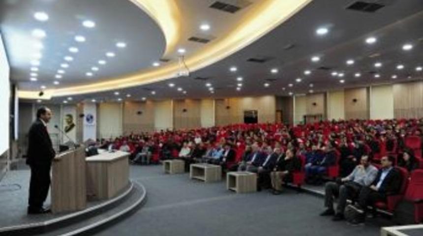 Sa&uuml; &Ccedil;arşamba Konferansının Konuğu Kudret B&uuml;lb&uuml;l Oldu