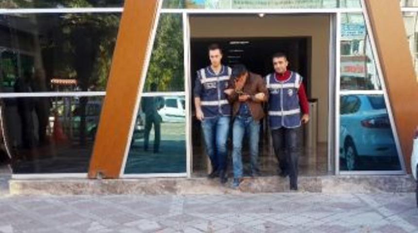 &Ccedil;alıntı Kamyoneti Sahte Evraklarla Satarken Yakalandı