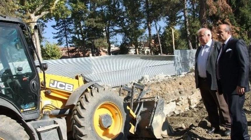 Taşk&ouml;pr&uuml; Cumhuriyet Meydan Projesi&rsquo;nde Sona Yaklaşılıyor