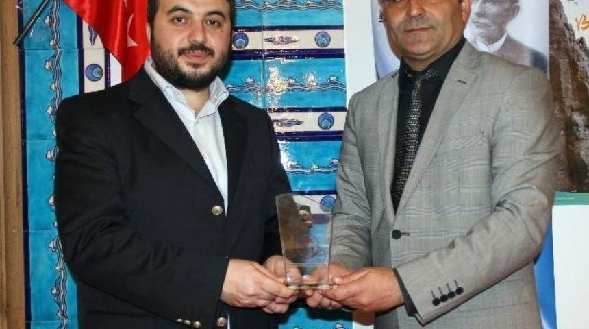 &lsquo;gaspıralı&rsquo; &Ouml;d&uuml;l&uuml; Tokyo Camisine Verildi