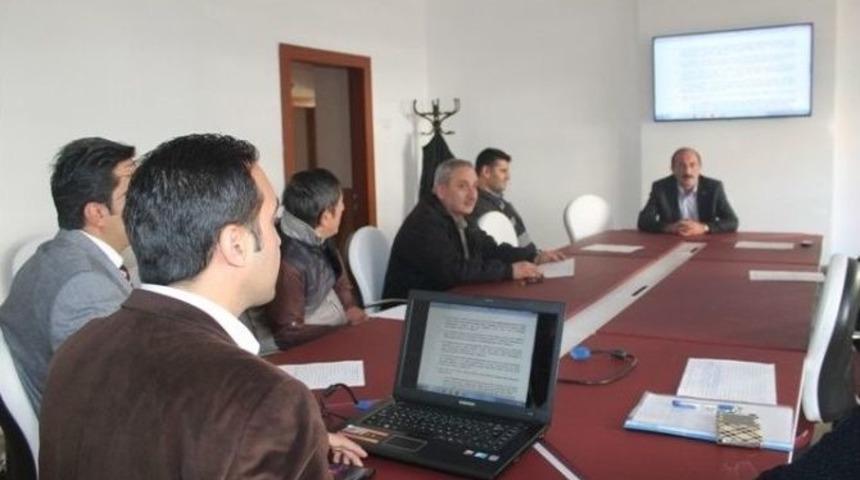 Turhal&rsquo;da İnternet Kafe İşletmecilerine Eğitim