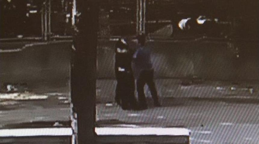 15 Yaşındaki &Ccedil;ocuğun Telefonu Gasp Edildi