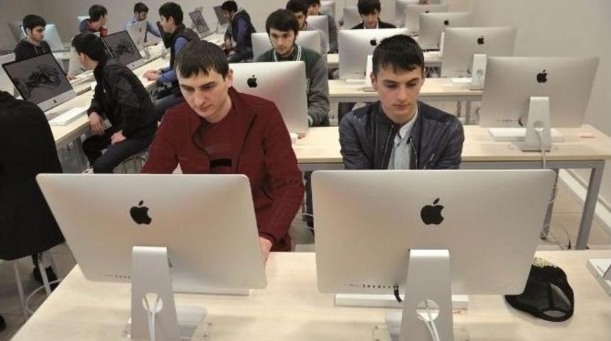 Akademisyenlerden Siber G&uuml;venliği Uyarısı