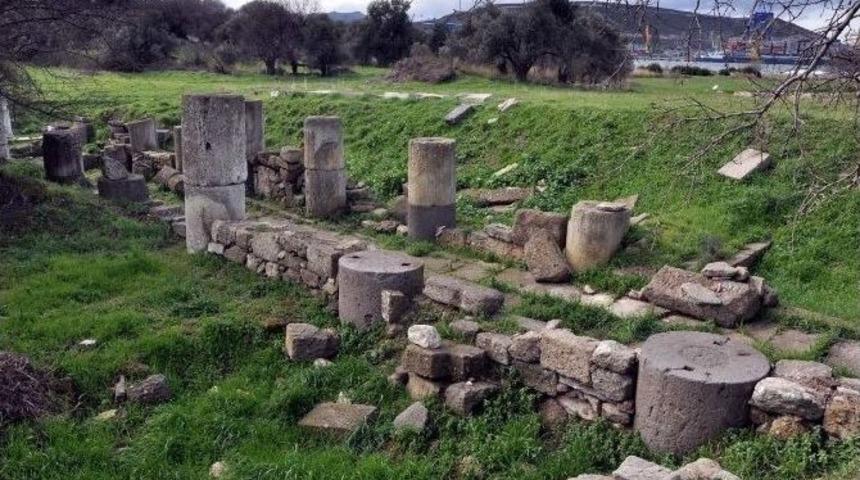 Kyme Antik Kenti Yaz Kış Ziyaret&ccedil;i Akınına Uğruyor