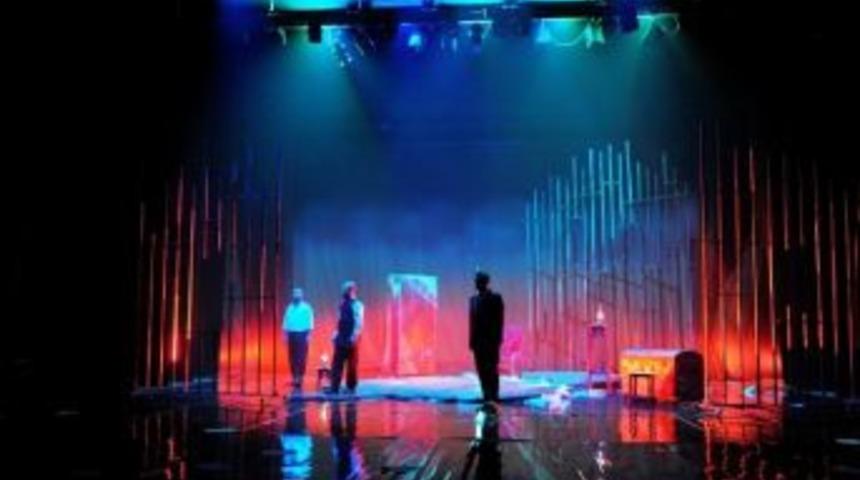 Kocaeli Şehir Tiyatroları’na Bir Ödül Daha