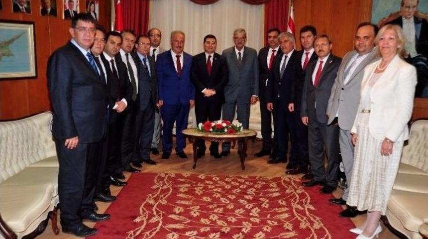 Akbb Başbakan&rsquo;ı Ziyaret Etti