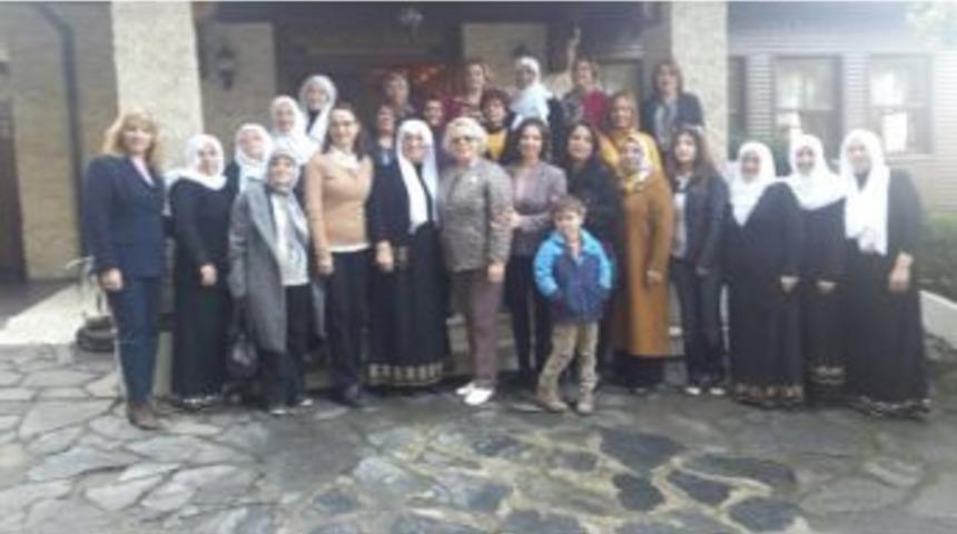 K&ouml;rfez&rsquo;in Bayan Protokol &Uuml;yeleri Saitabat K&ouml;y&uuml;n&uuml; Ziyaret Etti