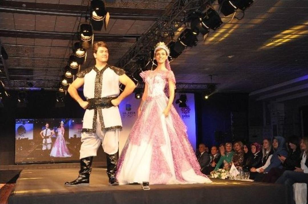 100 Yıllık Gelinlik Ve Kıyafetler B&uuml;y&uuml;k İlgi G&ouml;rd&uuml;