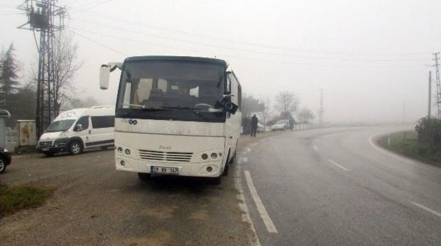 &Ouml;ğrenci Servisi Kaza Yaptı: 4 Yaralı