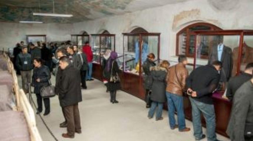 &Ouml;ğretmenlere B&uuml;y&uuml;k Jest