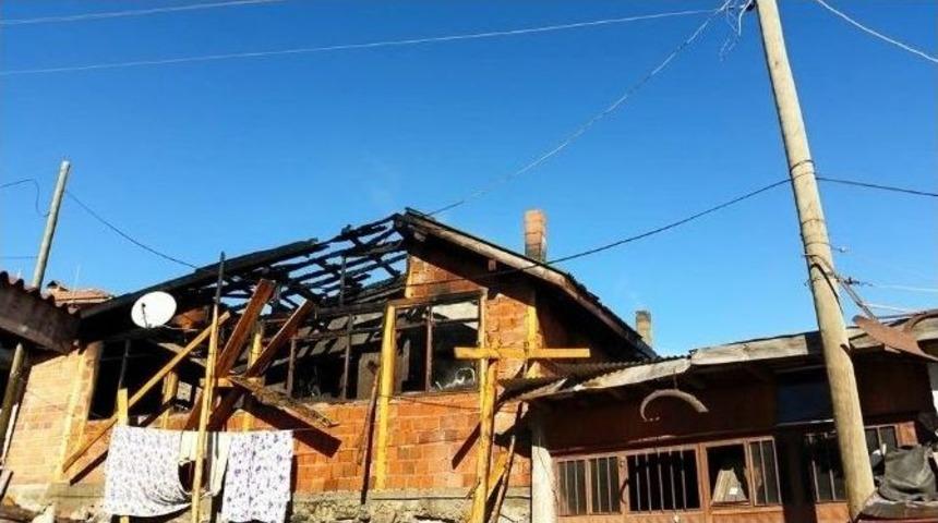 Bolu&rsquo;da Ev Yangını