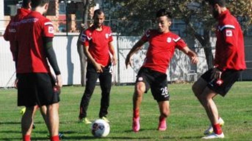 &Ccedil;anakkale Dardanel&rsquo;de Hedef &Uuml;&ccedil; Puan