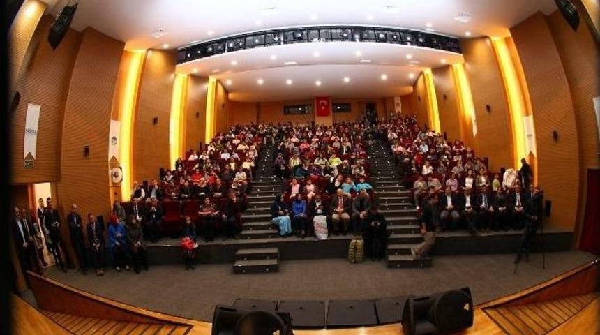 D&uuml;nya &Ccedil;ocuk Hakları G&uuml;n&uuml;