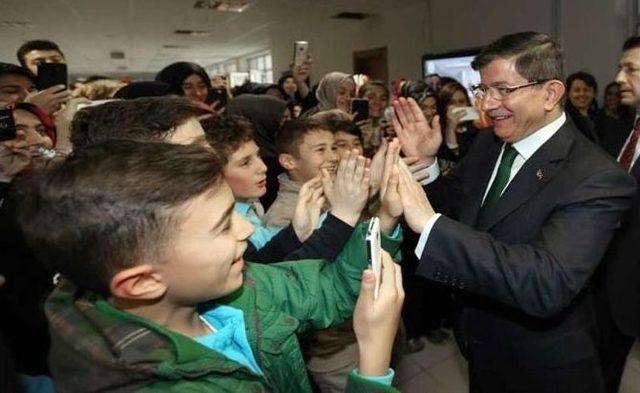 Başbakan Davutoğlu’dan Coğrafya Ve Türkçe Dersi