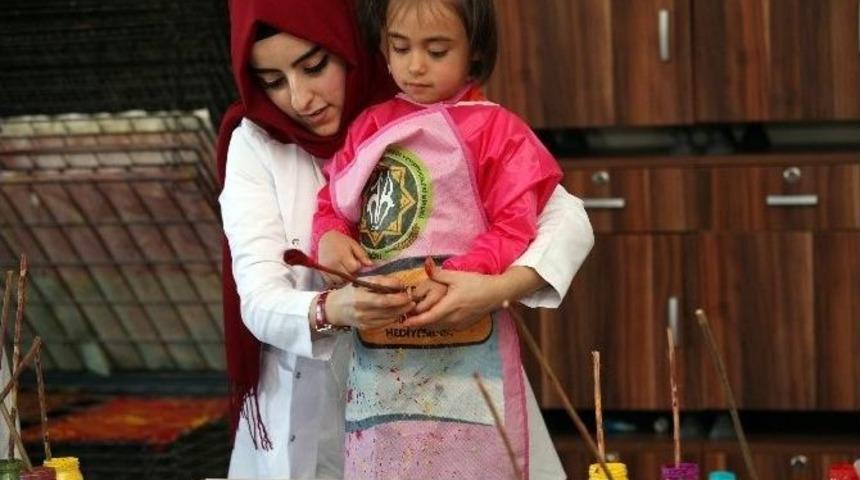 Minik &Ouml;ğrencilerin Ebru Keyfi