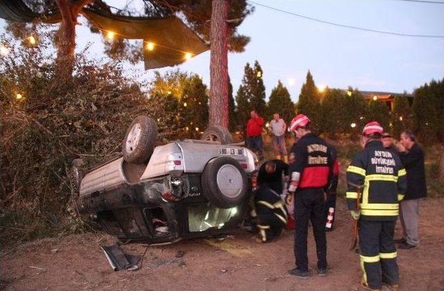 Otobüsün Çarptığı Otomobil Tarlaya Uçtu: 1 Ağır Yaralı