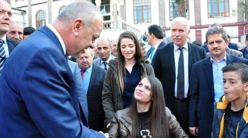 Başkan Erg&uuml;n S&ouml;z&uuml;n&uuml; Tuttu