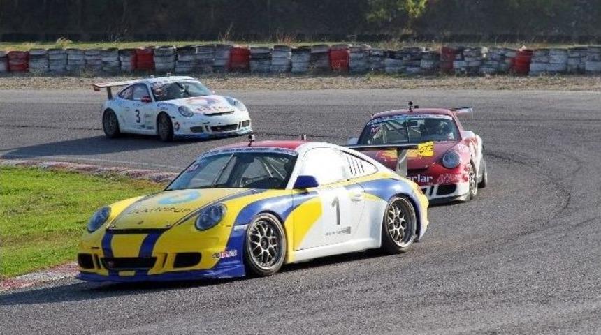 Pist M&uuml;cadelesi Yine Nefesleri Kesecek