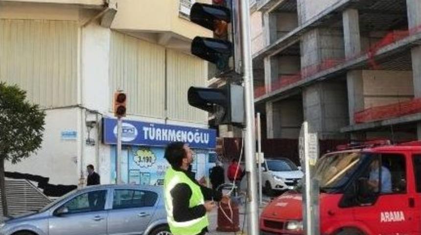 Trafikte Sesli Uyarı Sistemi &Ccedil;alışmaları S&uuml;r&uuml;yor