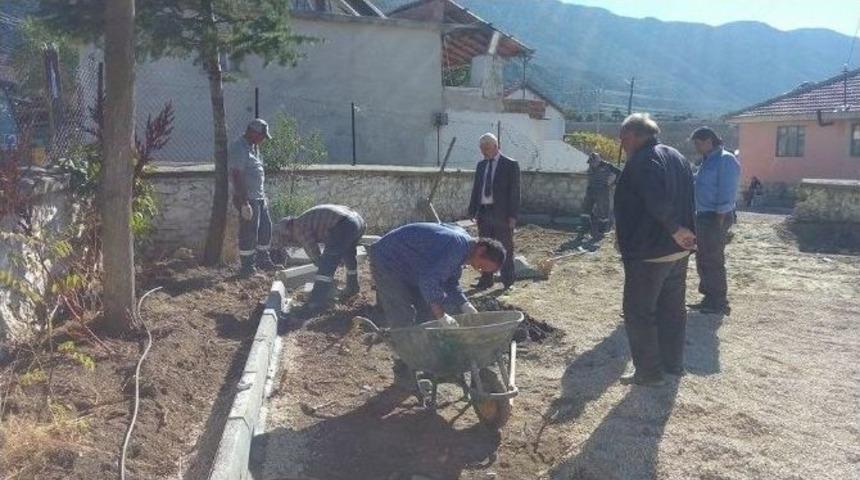 Kemerağzı Mahallesi&rsquo;nde Parke &Ccedil;alışması